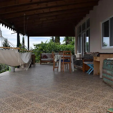 Hébergement de vacances Freddie' S House *